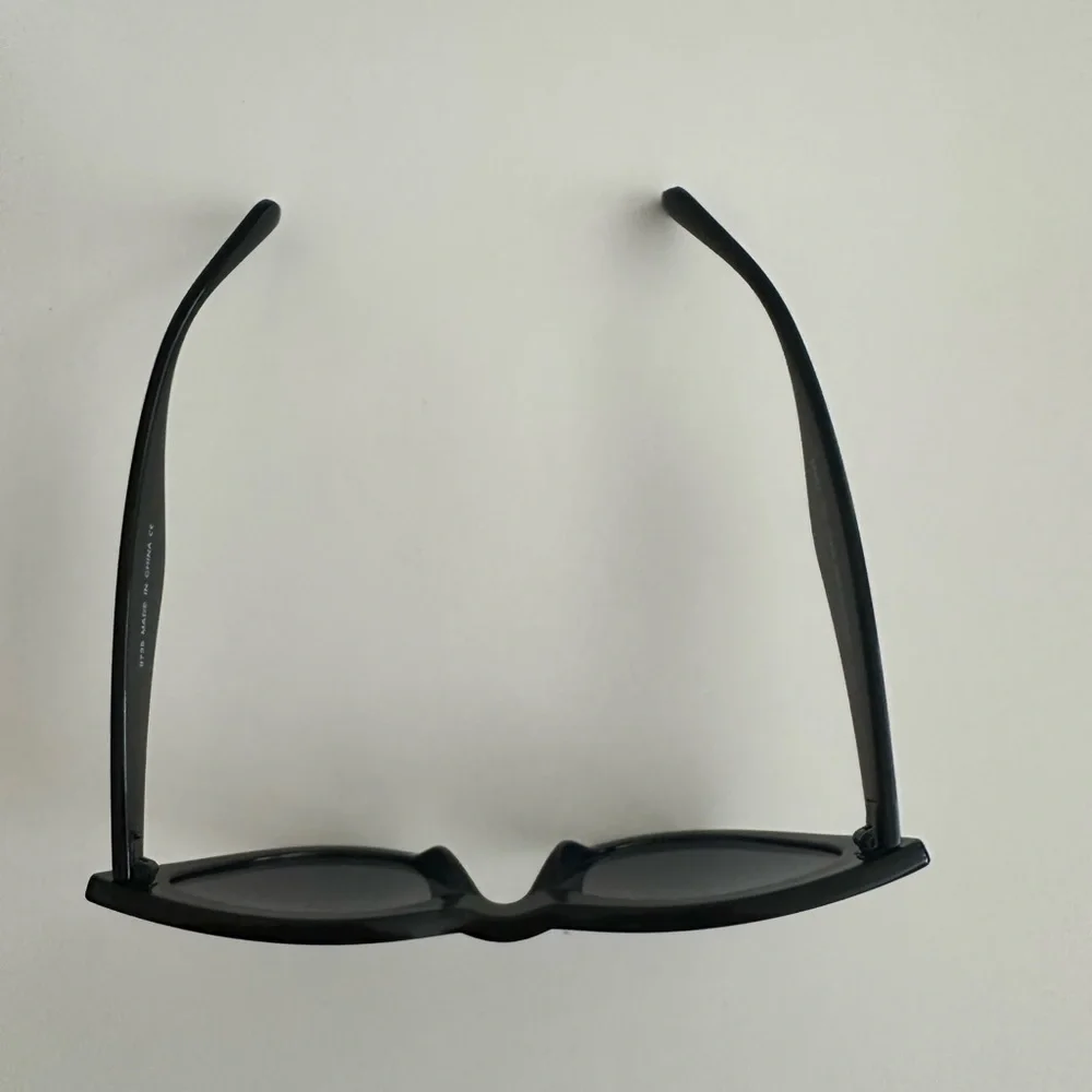NWT* Island Sunglass Club ‘PARIS’ Black Cat Eye Sunglasses